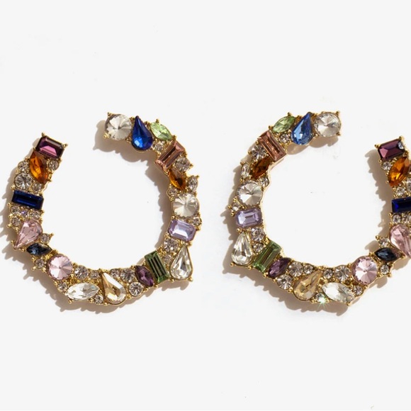 Sassy Jones MEDIUM HOOP EARRINGS WITH MULTICOLOR CRYSTALS - Picture 2 of 5